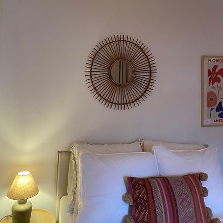 Chez Sybi Hotel Amsterdam Bagian luar foto