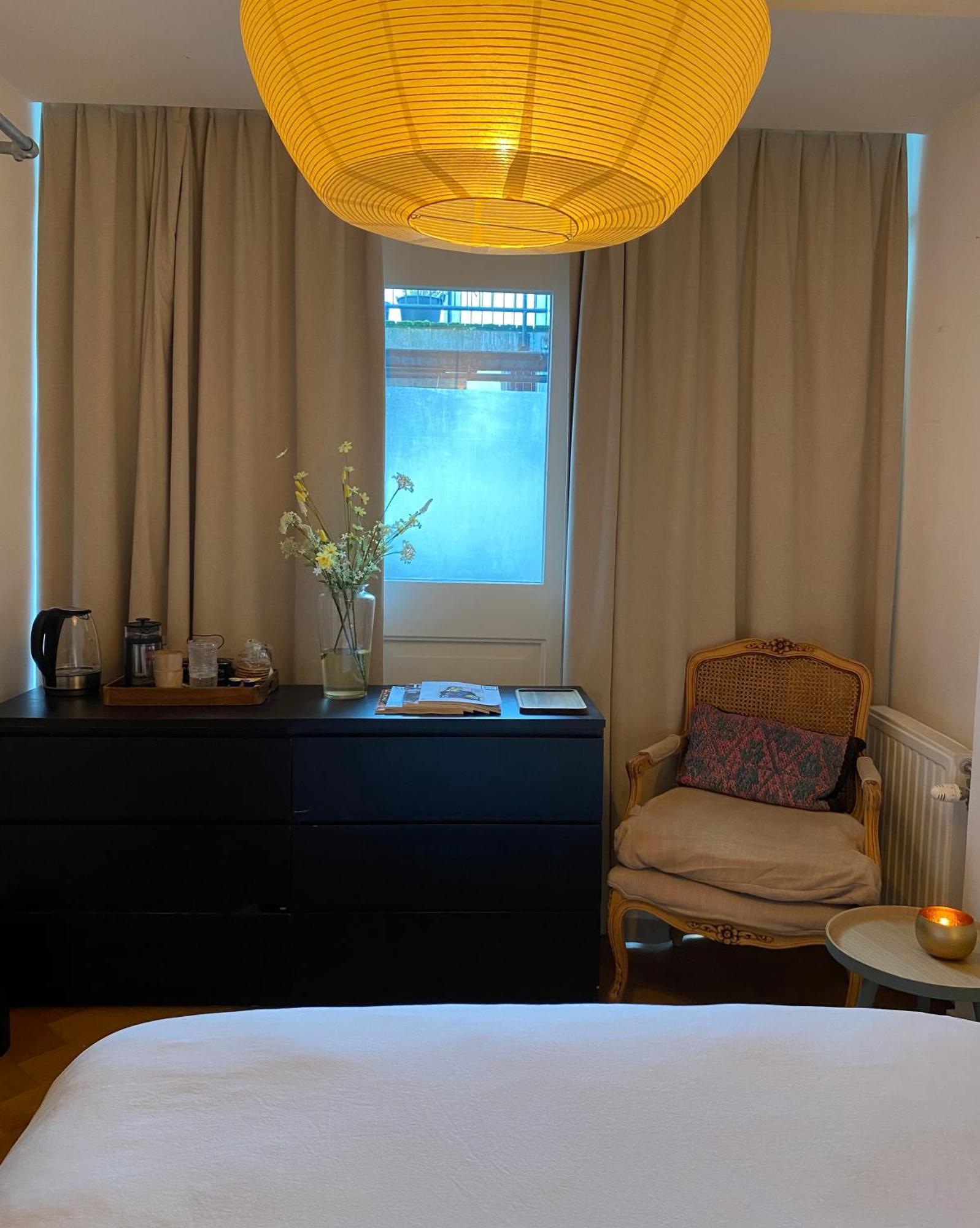 Chez Sybi Hotel Amsterdam Bagian luar foto